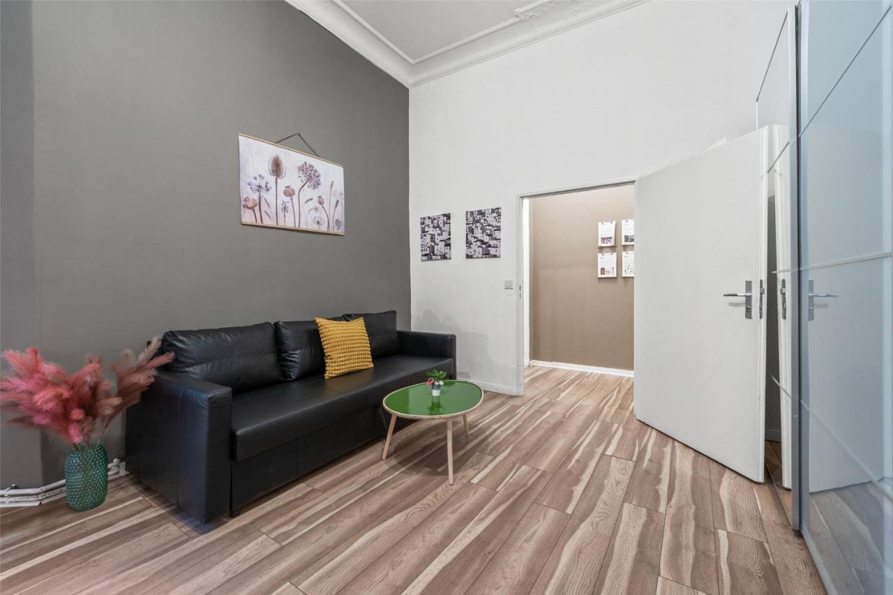 Holiday 33 Apartment K Next To Alexanderplatz برلين المظهر الخارجي الصورة